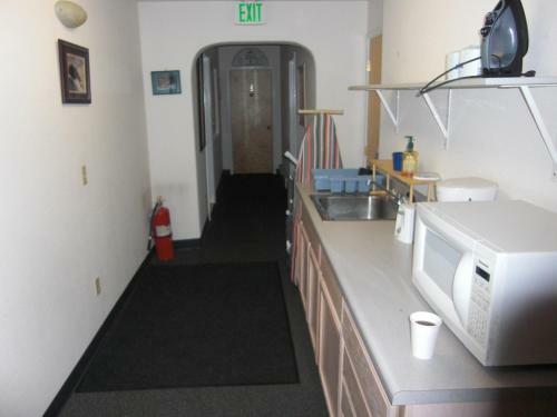 Motel Borealis Inn