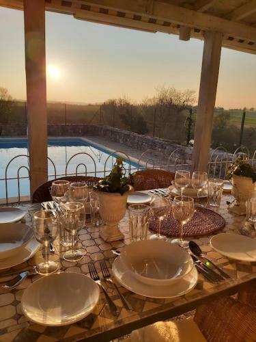 Le Pavillon de Jurmilhac, Exclusive Country Hamlet