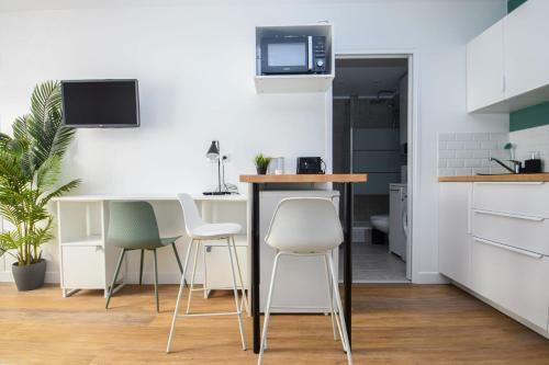 Apartamento T2 Lumineux Hyper-centre D'orl�ans Avec Parking Wifi