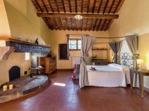 Lovely Villa In Cortona With Swimming Pool