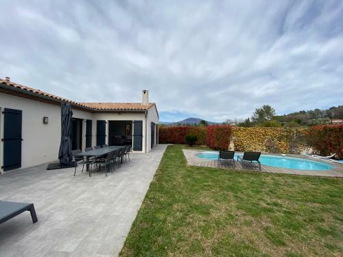 Belle Villa Avec Piscine - Clim - 8 Personnes
