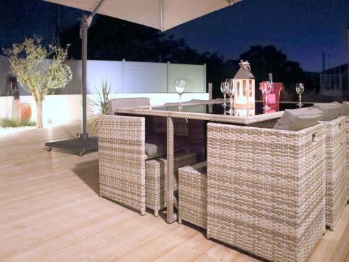 Holiday Home With Jacuzzi Close To The Beach