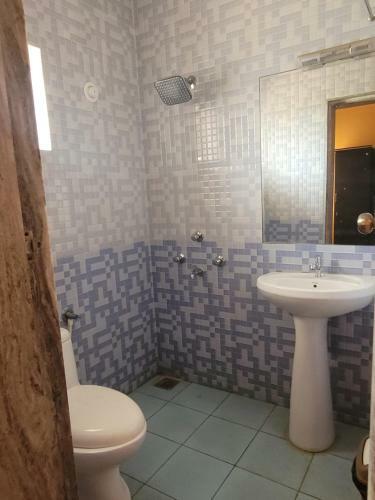 Hostal Triple J Inn