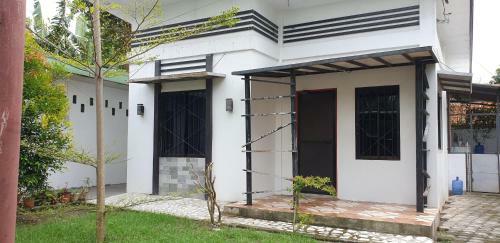 Alabel Home