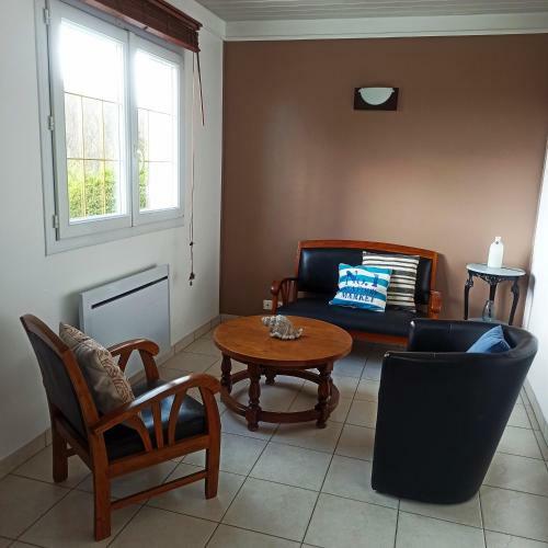 La Rose Des Vents, Plage � 200 M�tres.