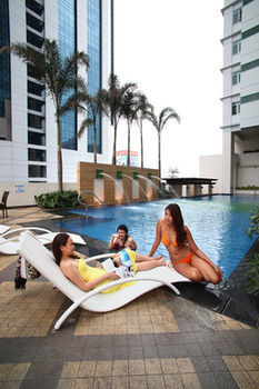 Aparthotel The Exchange Regency Residence Hotel