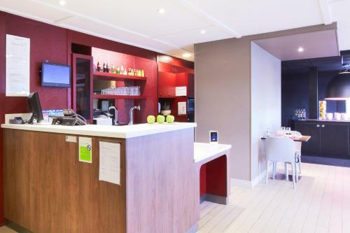 Hotel Campanile Dijon Est - Saint Apollinaire