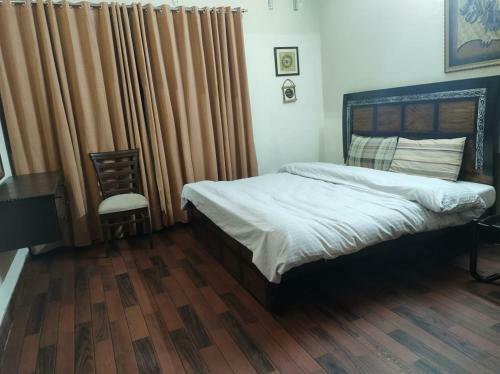 Hostal Budget House