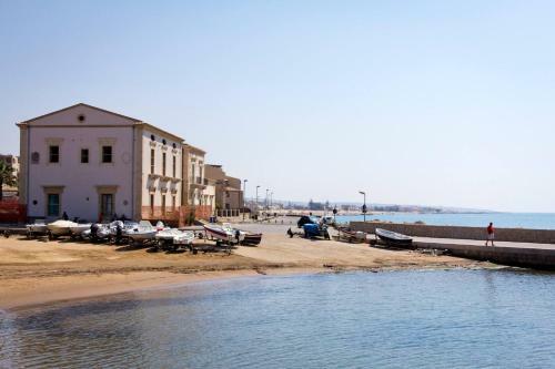 Holiday Home A Stones Throw From The Micenci Beach