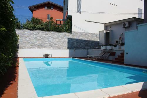 Apartamento Garda Fantasy Green Jacuzzi Sauna Piscina