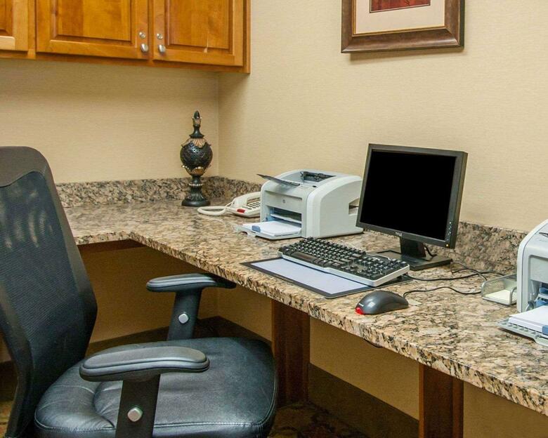 Hotel Comfort Suites Eugene