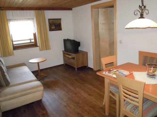 Apartamento Ferienhaus H�chh�usl