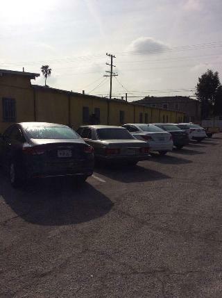 Pavilions Motel