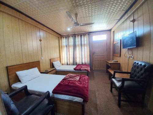 Hotel Baltistan Mountain Chalet