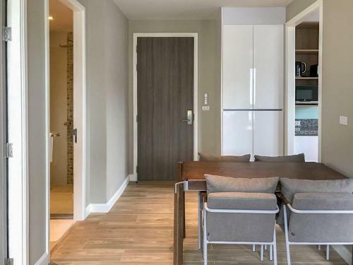 2 Bdr Apartment Near Bangtao Beach #606
