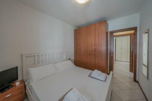Apartamento Trilocale A Pochi Passi Dal Lago Con Posto Auto