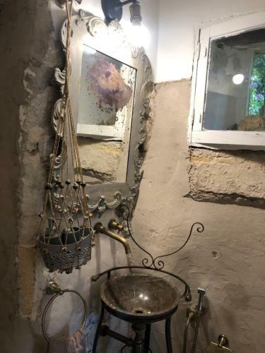 La Casa Del Poeta Errante