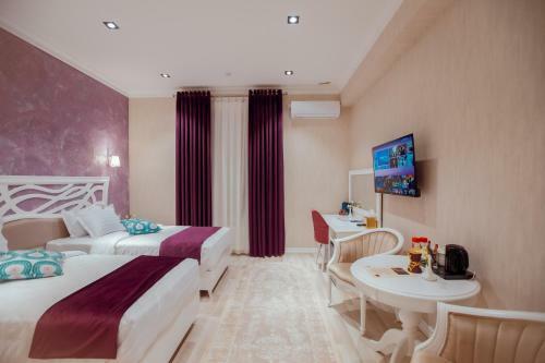 Silk Road Empire Hotel