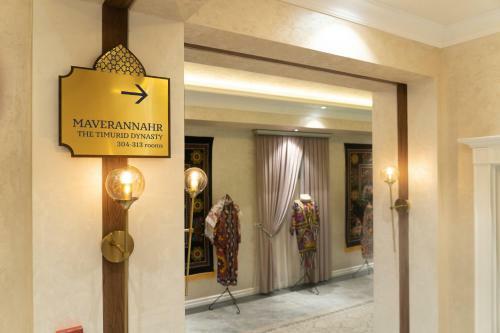Silk Road Empire Hotel