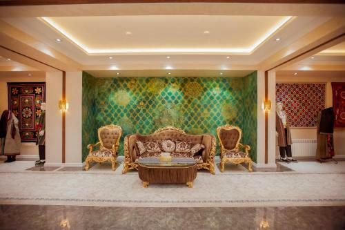 Silk Road Empire Hotel