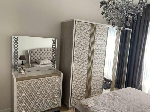 Very Gorgeous Apartment At Olmazor City Business