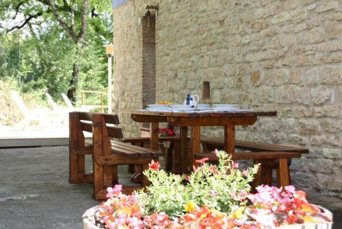 Villa La Chiesetta With Private Salt Pool