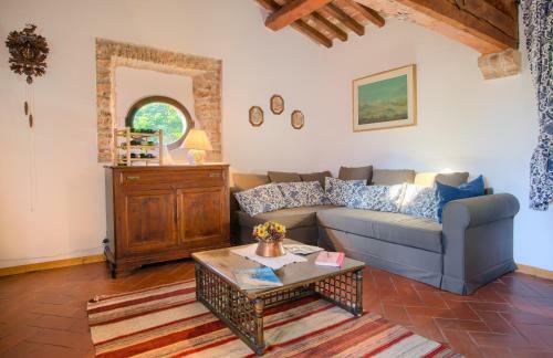 Villa La Chiesetta With Private Salt Pool