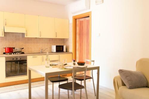 Divian Apartments
