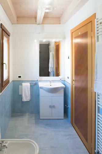 Divian Apartments