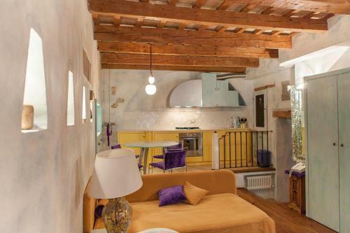 Apartamento Marcheamore - Il Passaggio Segreto, Luxury Loft With Private Courtyard