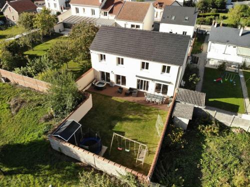 Villa Champenoise Yourhosthelper