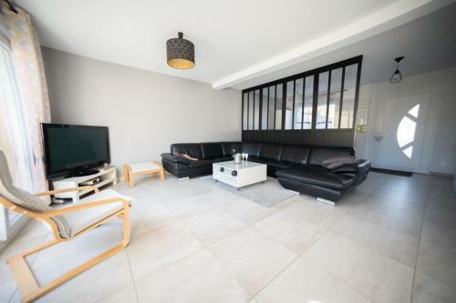 Villa Champenoise Yourhosthelper