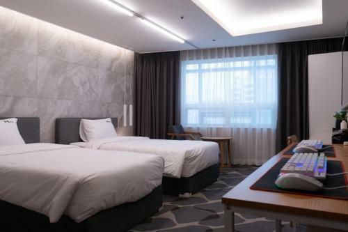 Hayden Hotel