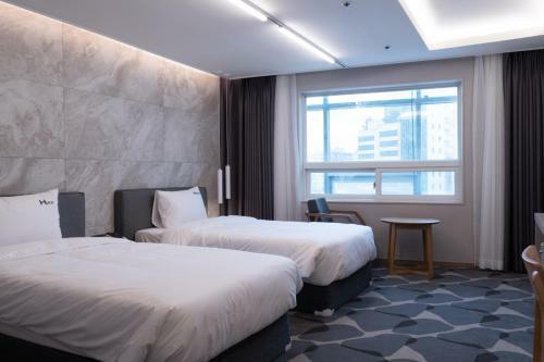 Hayden Hotel