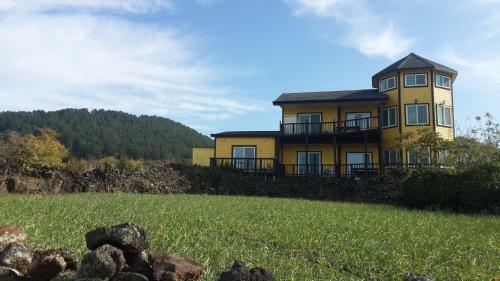 Jeju Hue In Aewol Pension