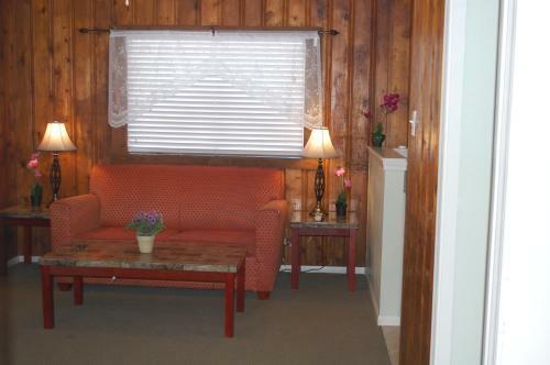 El Rancho Motel