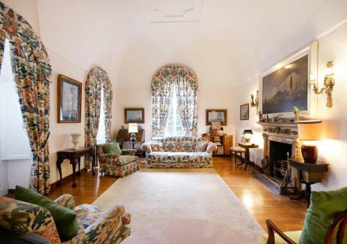 Villa Features Unique And Timeless Details