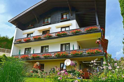 Hostal Pension Seirer
