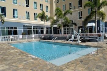 Hotel Staybridge Suites St. Petersburg Fl