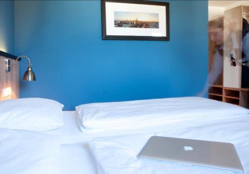 Hotel Dock1