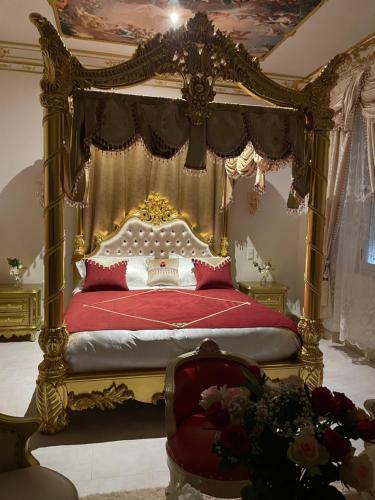 Hostal Suite Imp�riale Maison de L'�glise Du Couvent
