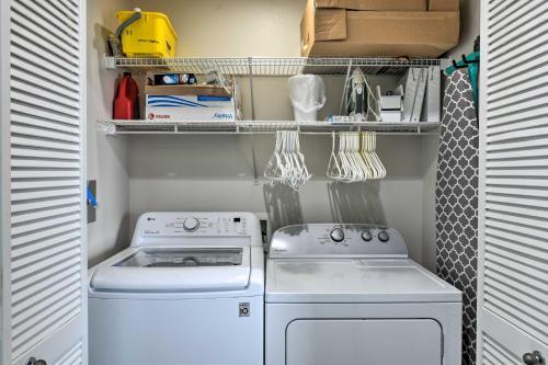 Apartamento Top Floor Condo With Resort-style Amenities!