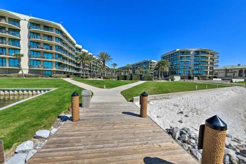 Apartamento Top Floor Condo With Resort-style Amenities!
