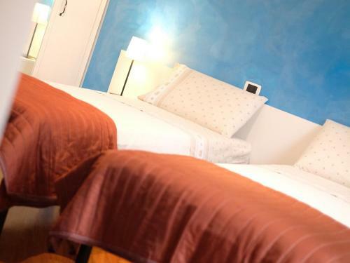 Hostal Oasi 83
