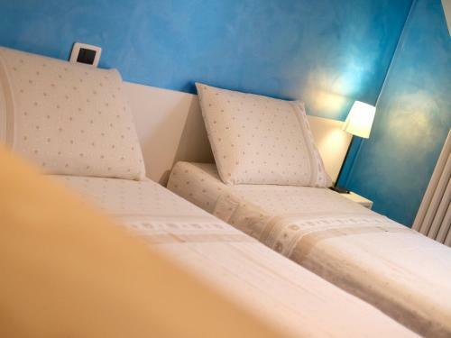 Hostal Oasi 83