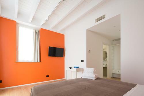 Hostal Acquapazza Restaurant & Room