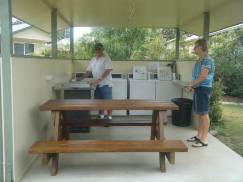 Villa Peppertree Cabins, Kingaroy