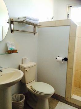 Easy Inn Hotel