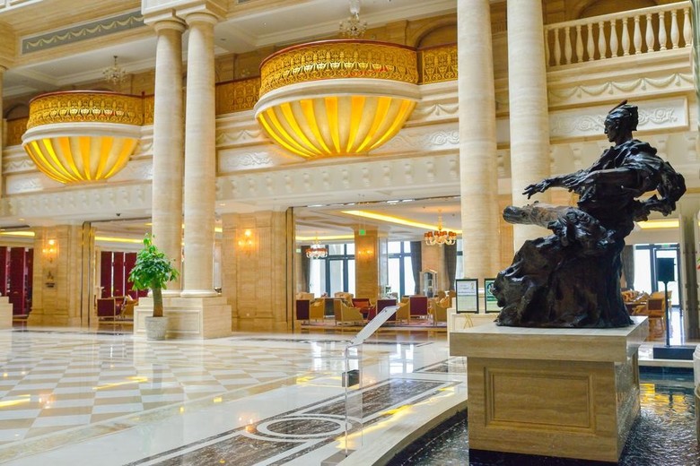Orient Mgm International Hotel