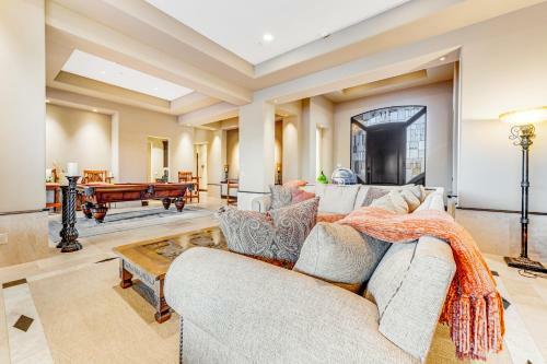 Cave Creek Oasis